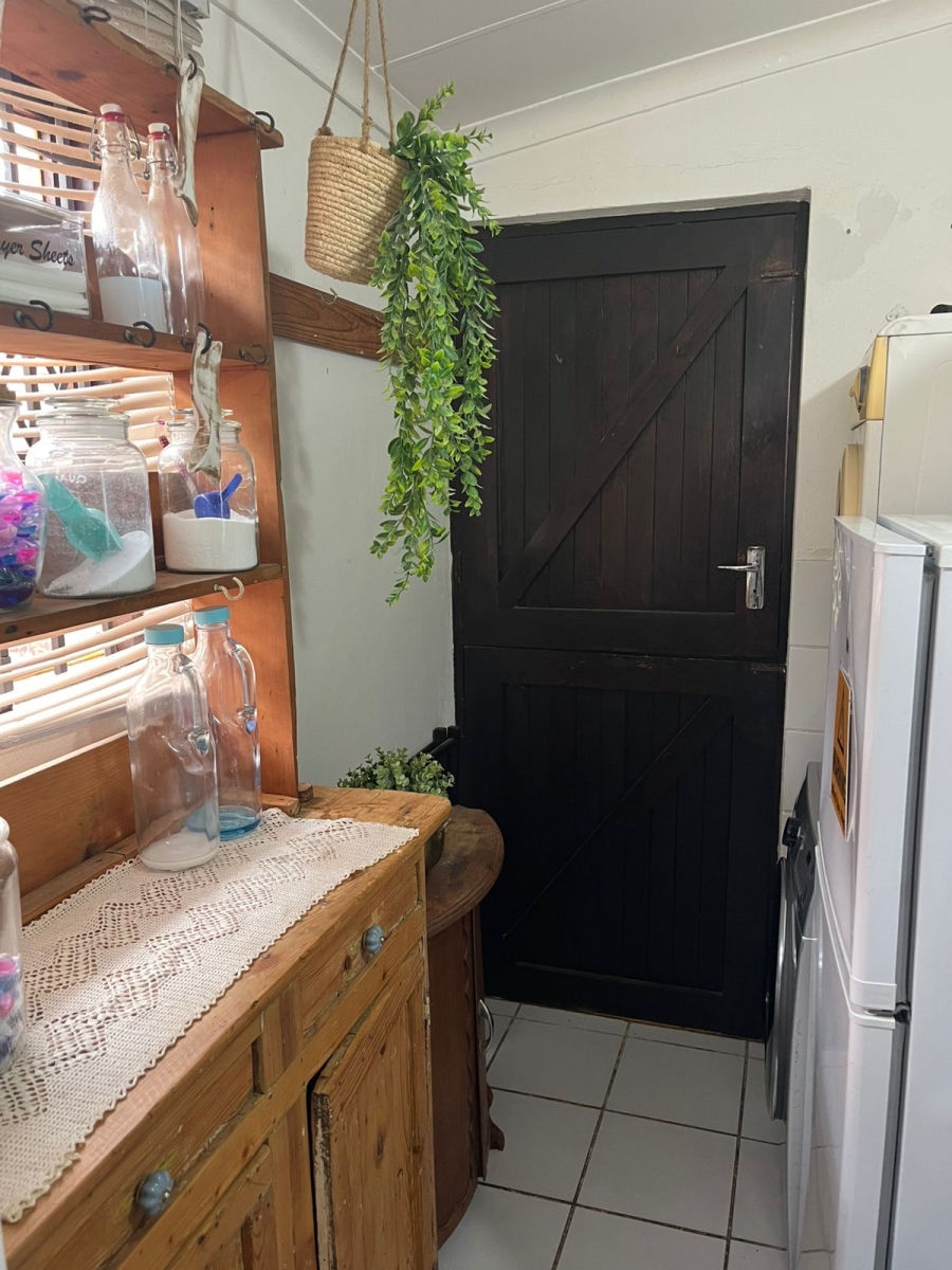 5 Bedroom Property for Sale in Noorsekloof Eastern Cape